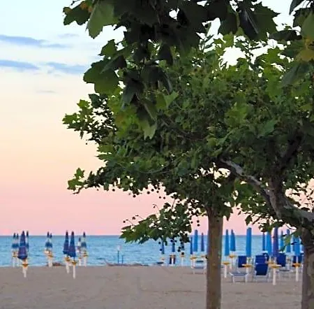 Adriatico Bed & Breakfast 3*